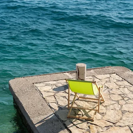 Villa Seven - Beachfront By The Sea, Velebit, Nature Starigrad Paklenica