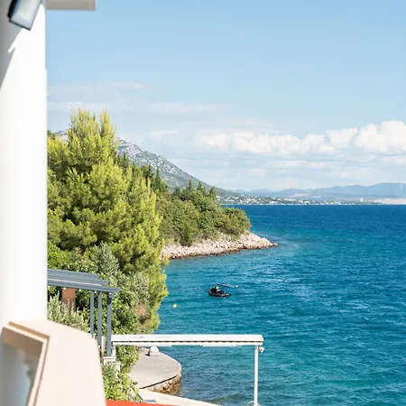 Seven - Beachfront By The Sea, Velebit, Nature Villa Starigrad Paklenica