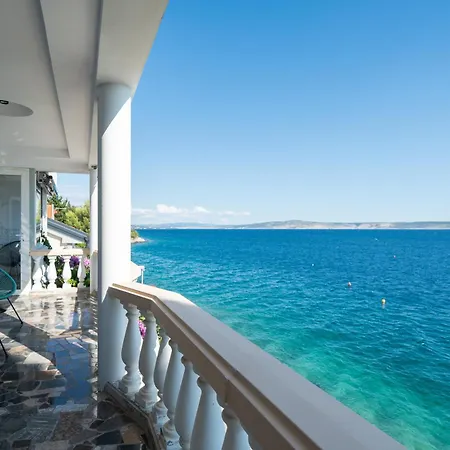 Villa Seven - Beachfront By The Sea, Velebit, Nature Starigrad Paklenica