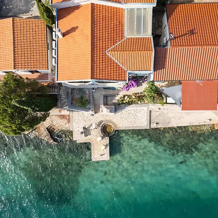 Seven - Beachfront By The Sea, Velebit, Nature Vila *