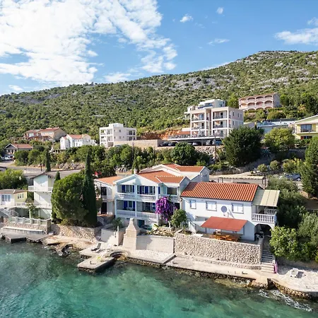 Willa Seven - Beachfront By The Sea, Velebit, Nature *